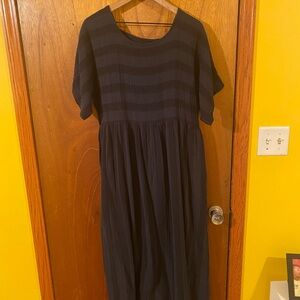 Elegant Black Striped Maxi Dress